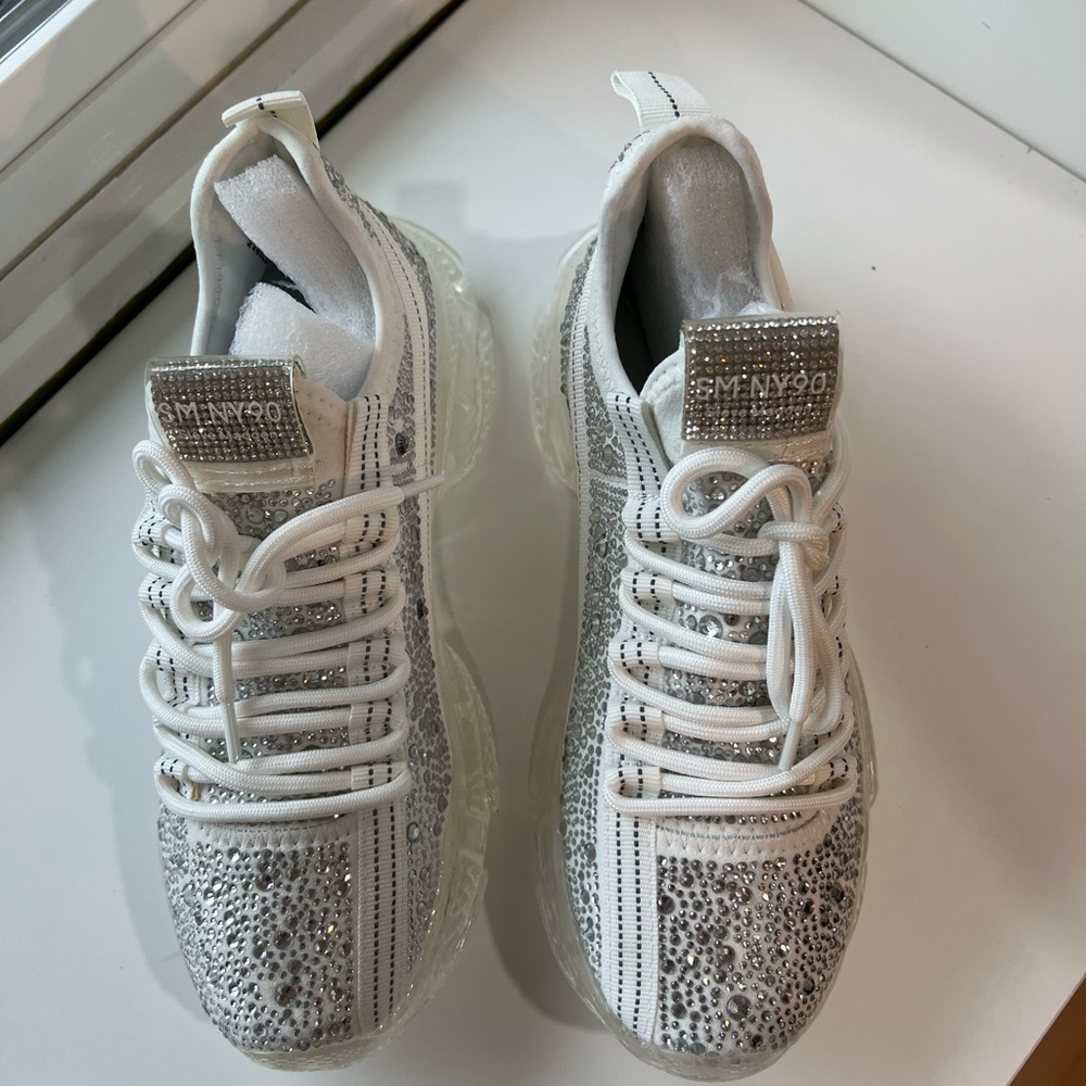 Steve Madden Silver and White Crystal Knit Maxima Sneakers 8 fit US 7 - Picture 8 of 10